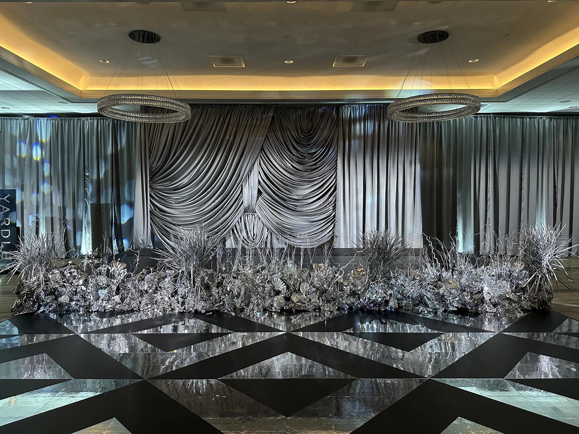 A Silver Fantasy